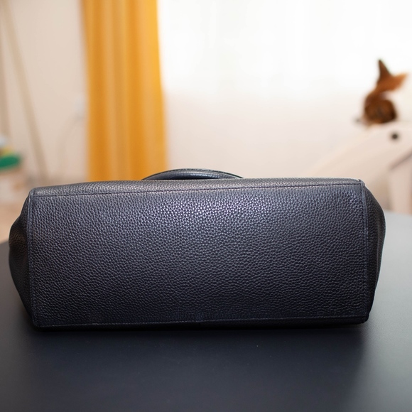 Large Black Kate Spade Purse - Picture 4 of 8